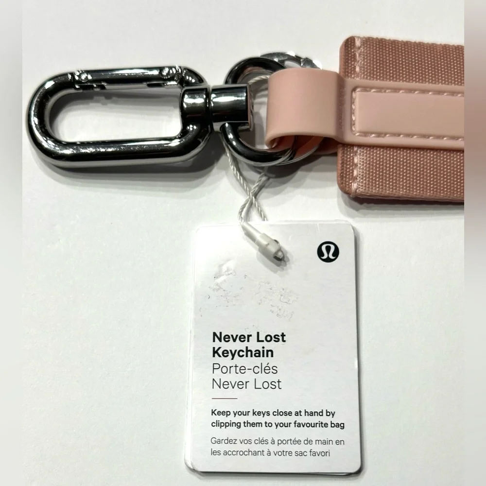 Lululemon Never Lost Keychain Wordmark PIMI SLVR Pink Mist Silver, NEW